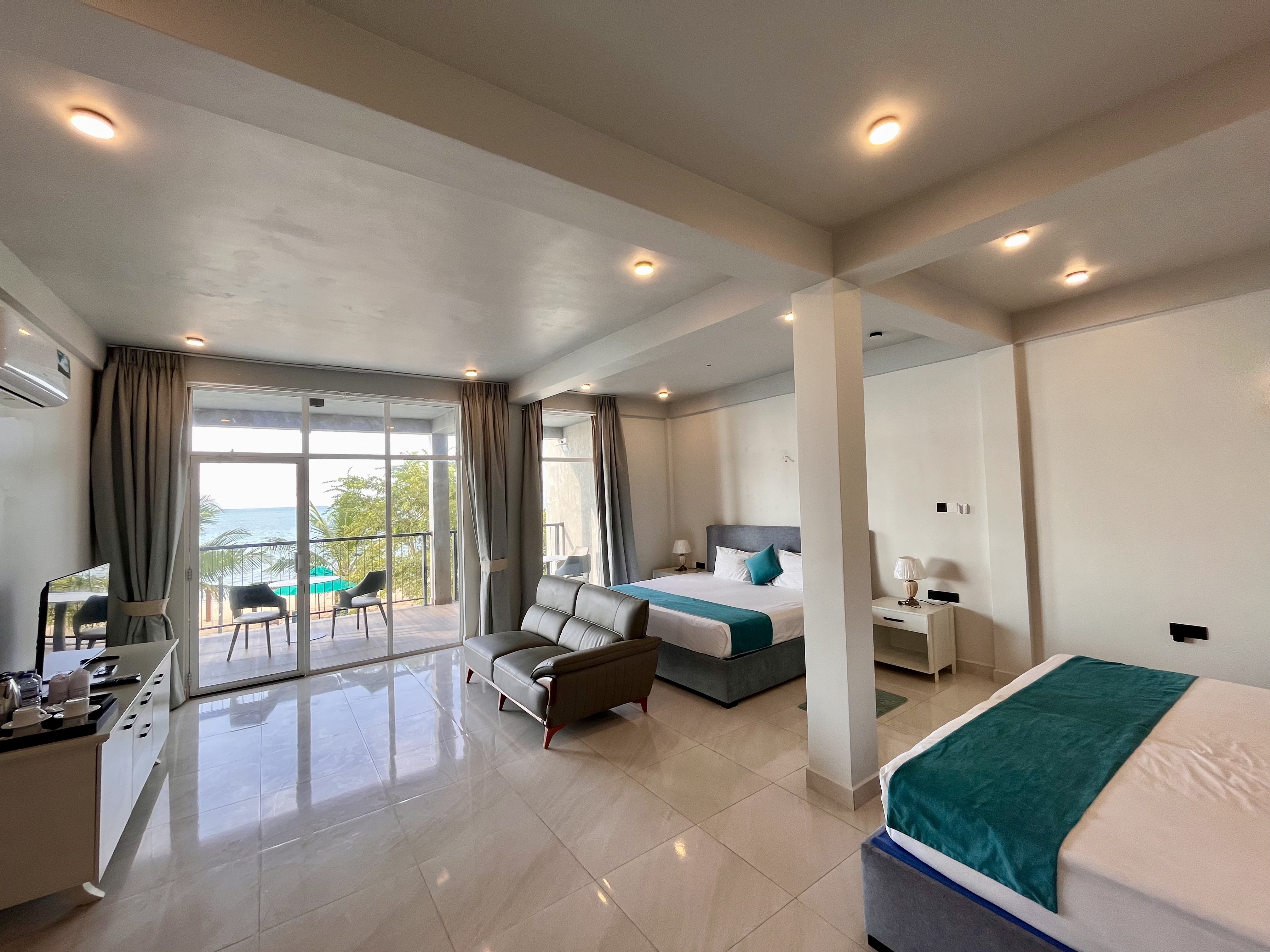 Family Suite with Sea View